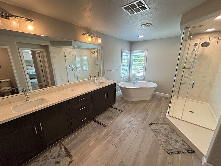 11194 Formosa Springs Ct — Photo 44