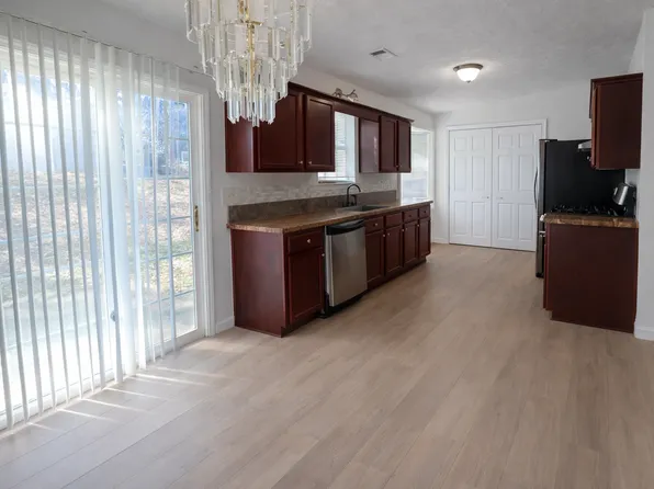 5666 La Fleur Trl, Lithonia, GA 30038