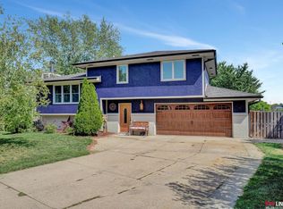 5091 S 159th Cir, Omaha, NE 68135