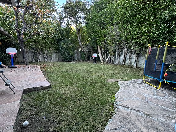 3rd image of 9706 Monte Mar Dr