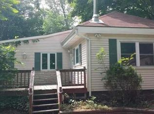 203 Horns Park Rd South, Hyde Park, NY 12538