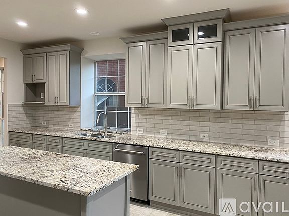 2nd image of 306 Rivercove Dr