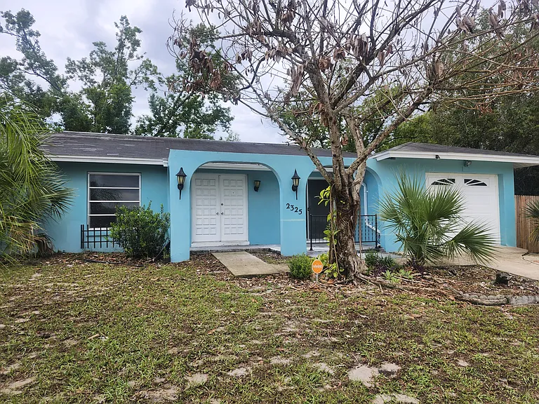 2325 E Dana Dr #2325 — Photo 1