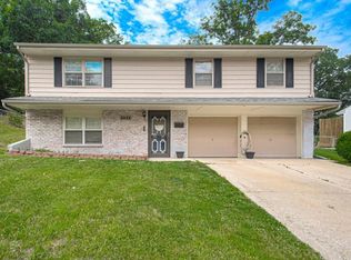 5636 N Manchester Ave, Kansas City, MO 64119