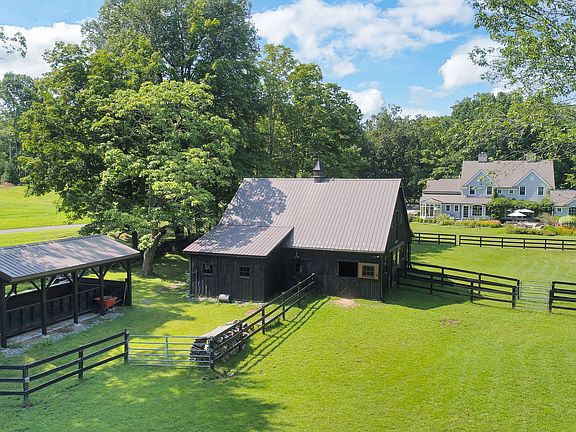 20 Locust Rd Greenwich CT-print-010-010-007-4200x2363-300dpi.jpg