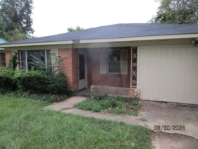 1st image of 3645 Catherine St