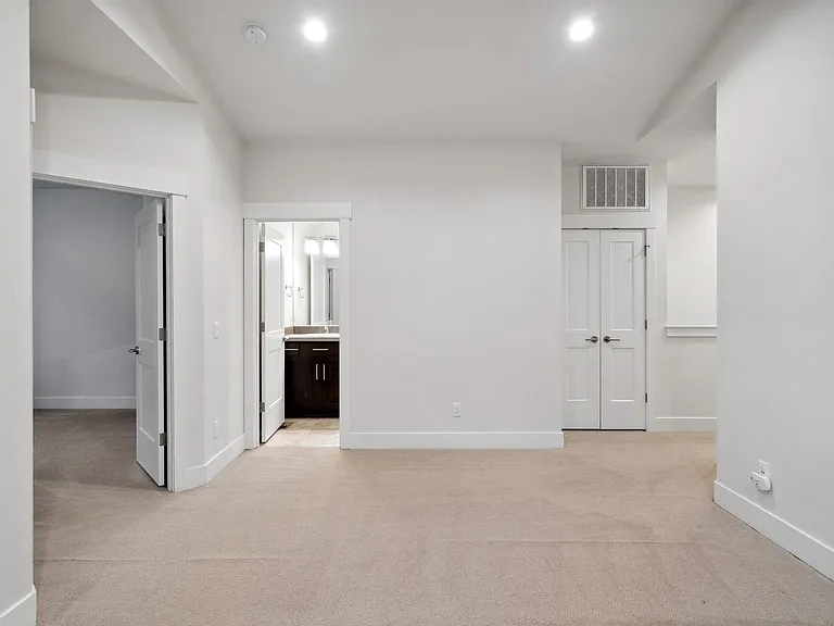 9013 SW West Haven Dr — Photo 20