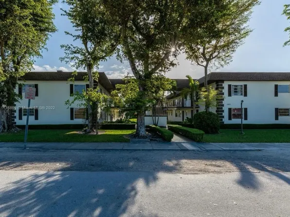3805 SW 103rd Ave APT 114, Miami, FL 33165