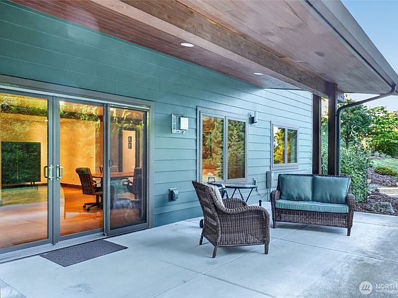 5th image of 3143 Edgewood Lane