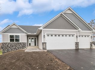 1221 Bishop Cir, Watertown, MN 55388