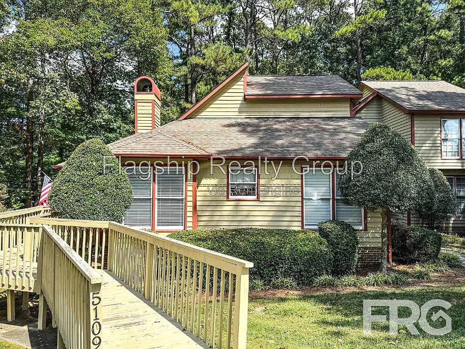 5109 Hogans Way