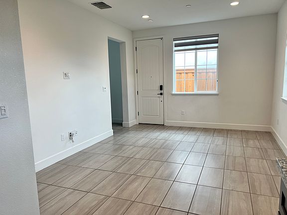 3rd image of 2603 Callaway Ct