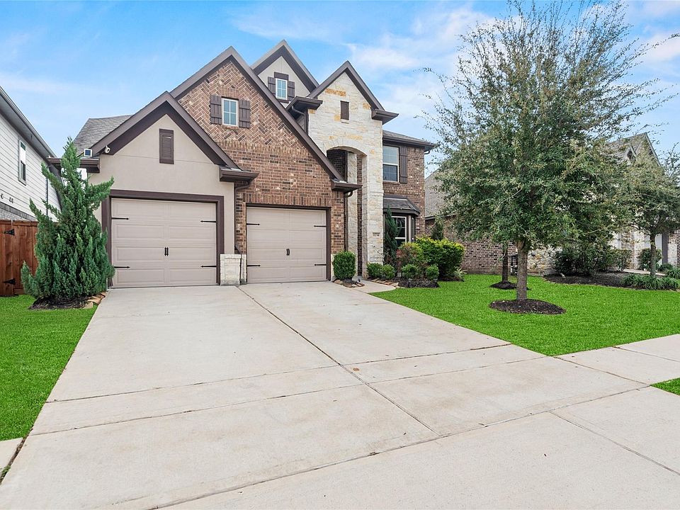 1st image of 11734 Deepwater Ridge Way