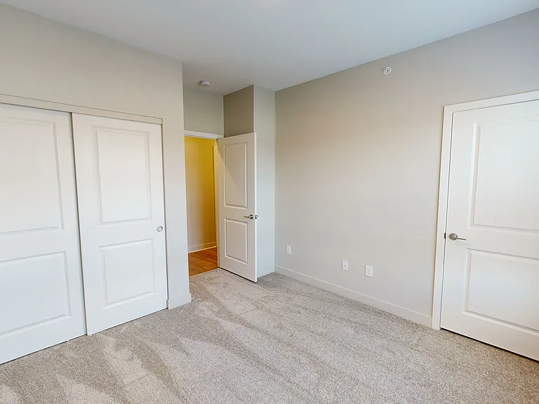Remington Lake Apartments — Photo 58