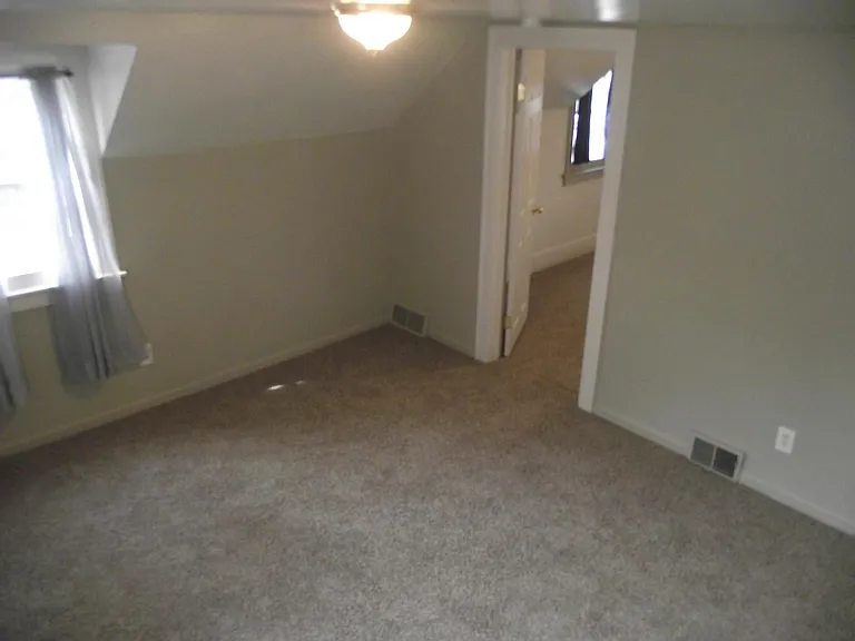 373 E Saratoga St #2 — Photo 4