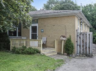 16 Bailey Cres #BASEMENT, Aurora, ON L4G2B3