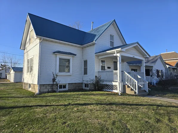 1448 N St SW, Cedar Rapids, IA 52404