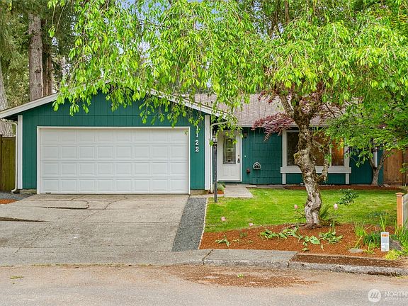 2nd image of 1122 39th Court SE