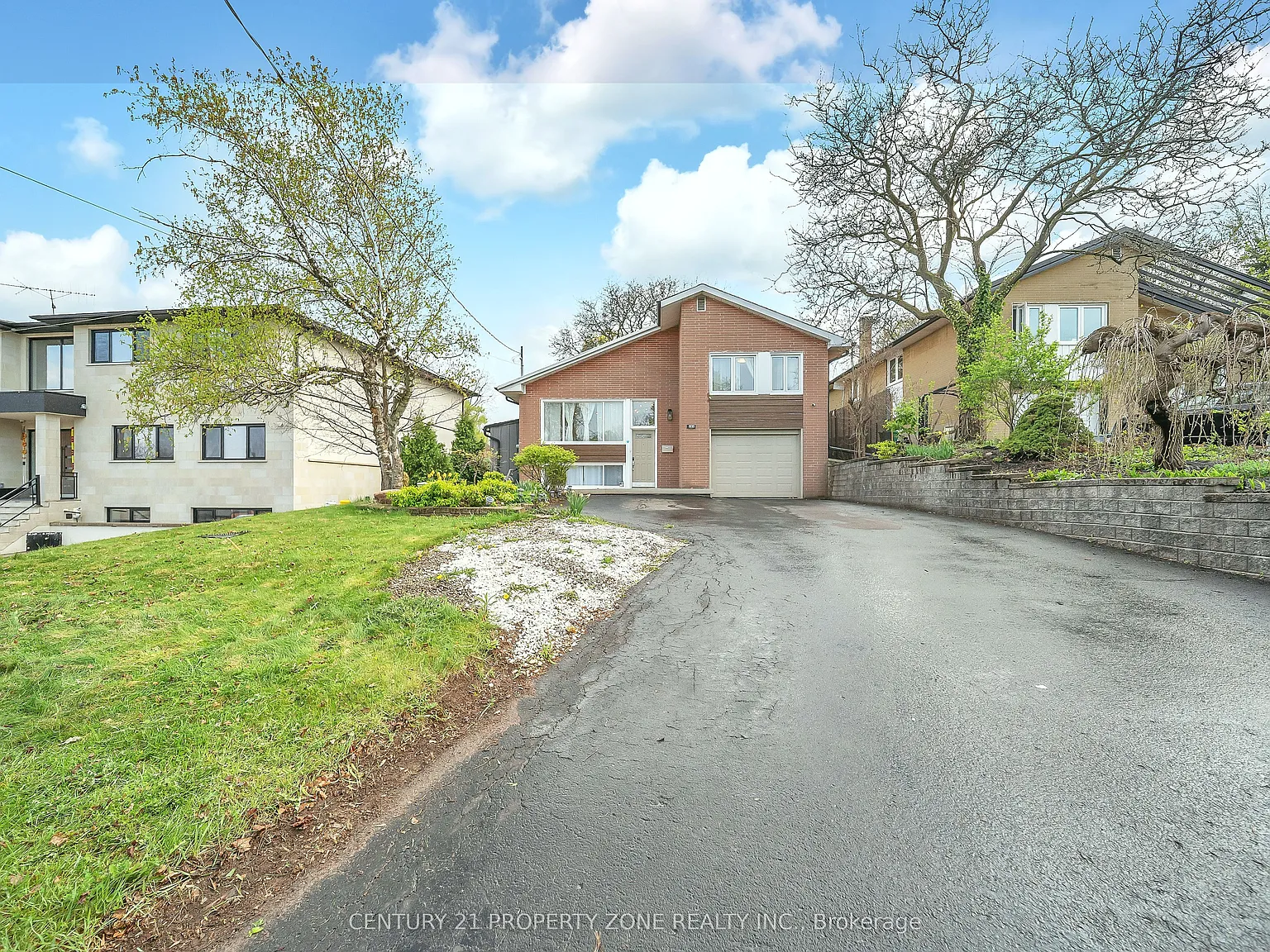 3 bed, $4,299 — Photo 2