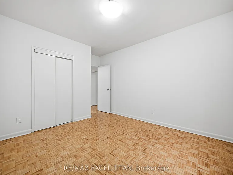 2895 Bathurst St #107 — Photo 9