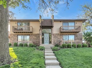 213 N Vine St UNIT 2, New Lenox, IL 60451