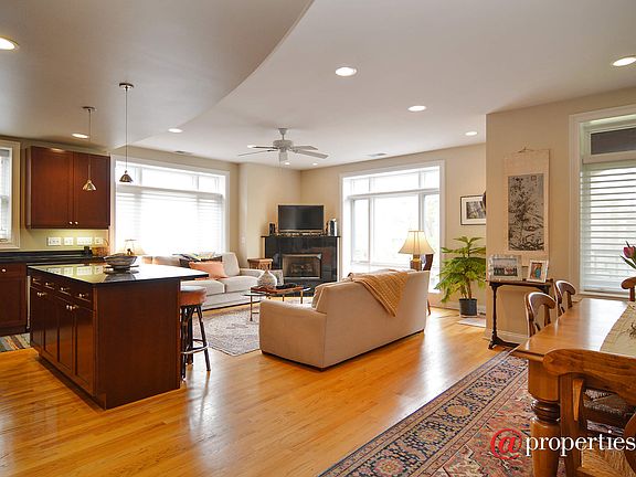 Living Room / Dining Room