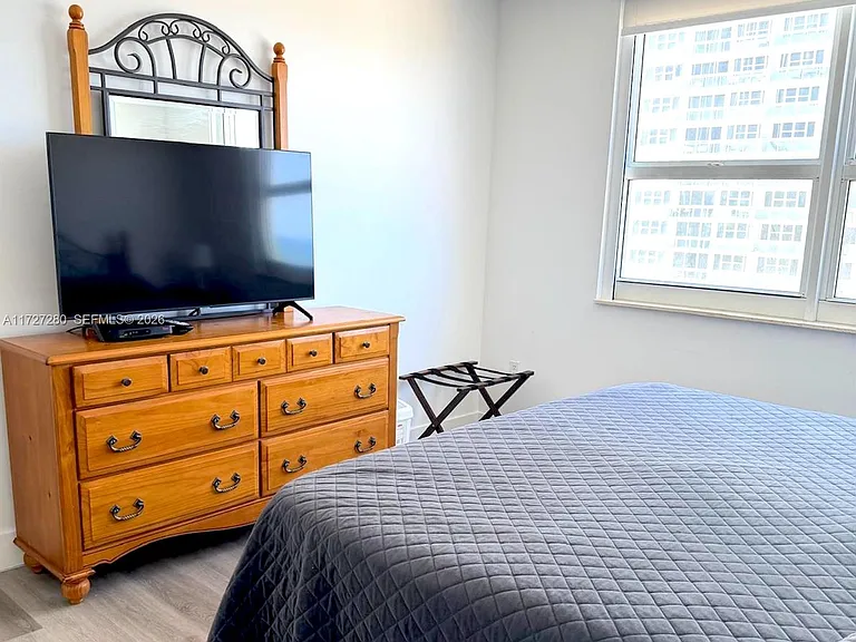 2080 S Ocean Dr #502 — Photo 30