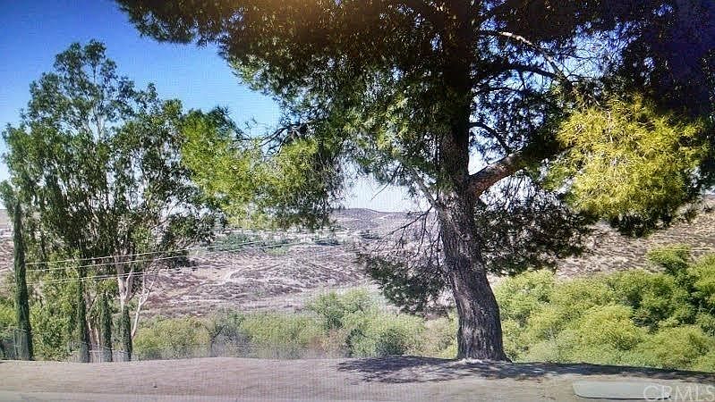 2nd image of 29679 Longhorn Dr