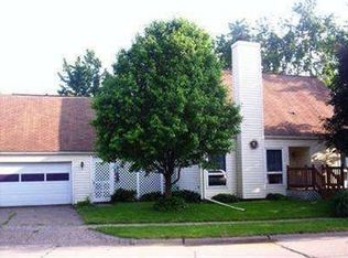 401 23rd Pl, Clinton, IA 52732