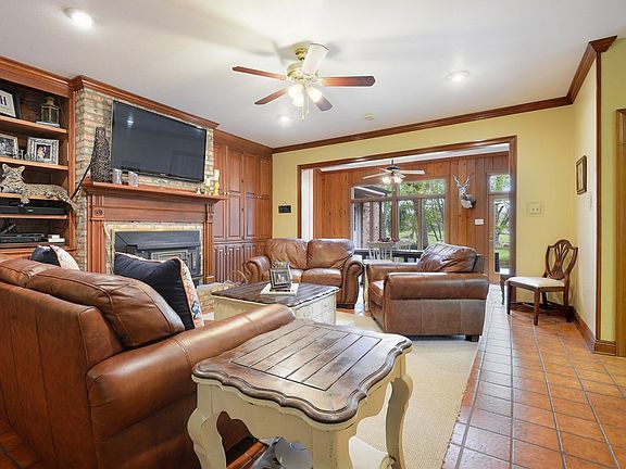 4th image of 23516 Portwood Ln