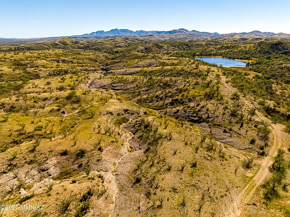 2nd image of N Royal Rd #1