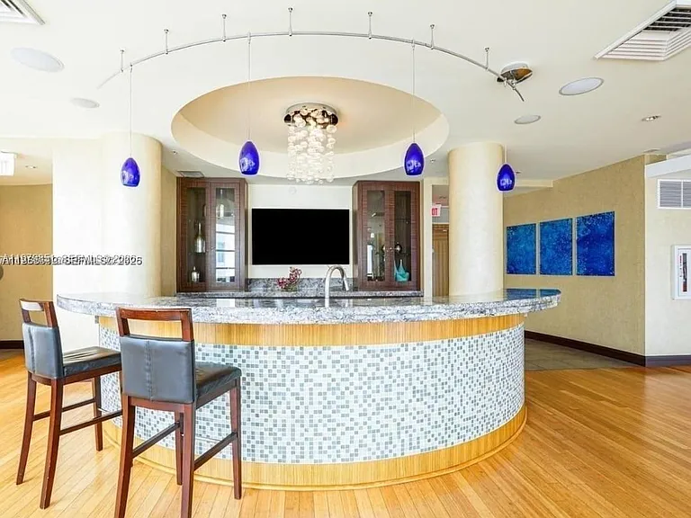 244 NE Biscayne Blvd #440 — Photo 19