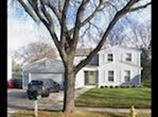 2813 Sussex Ln #2815, Waukesha, WI 53188