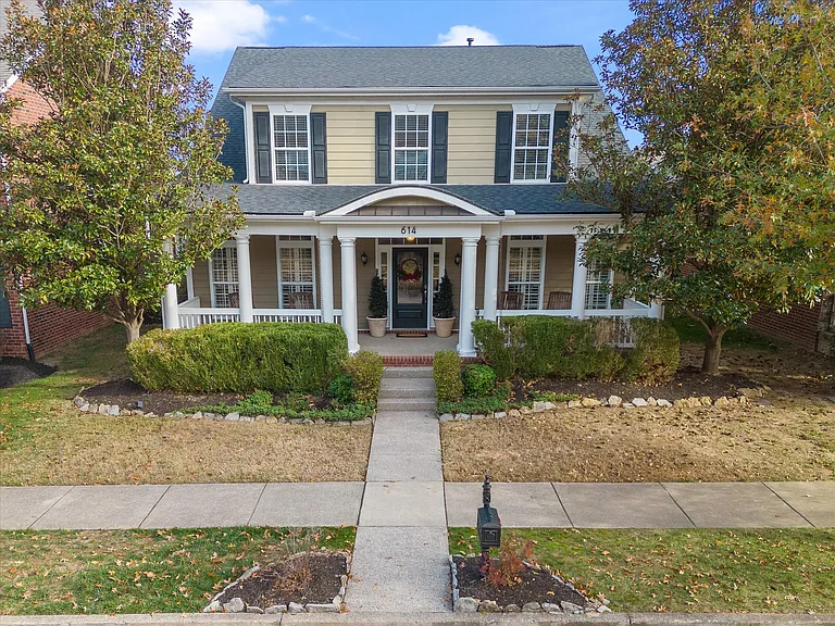 614 Patriot Ln — Photo 37