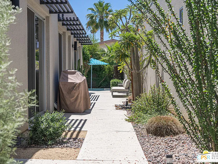 791 E Twin Palms Dr — Photo 34