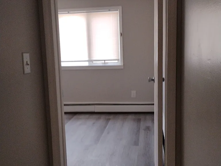 8911 Dixie Hwy #1 — Photo 4