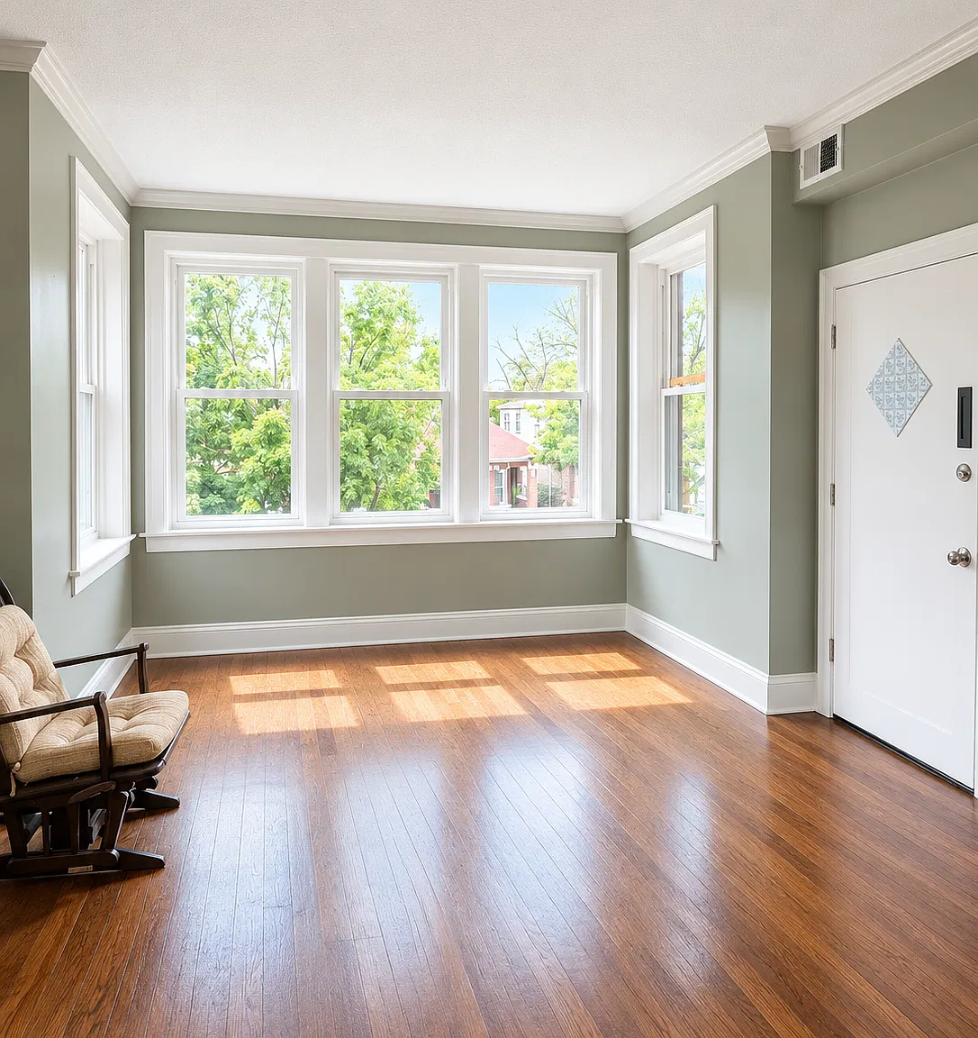 3 bed, 1200 sqft, $1,600 — Photo 4
