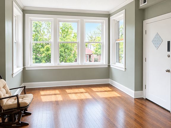 4th image of 6551 S Talman Ave #2
