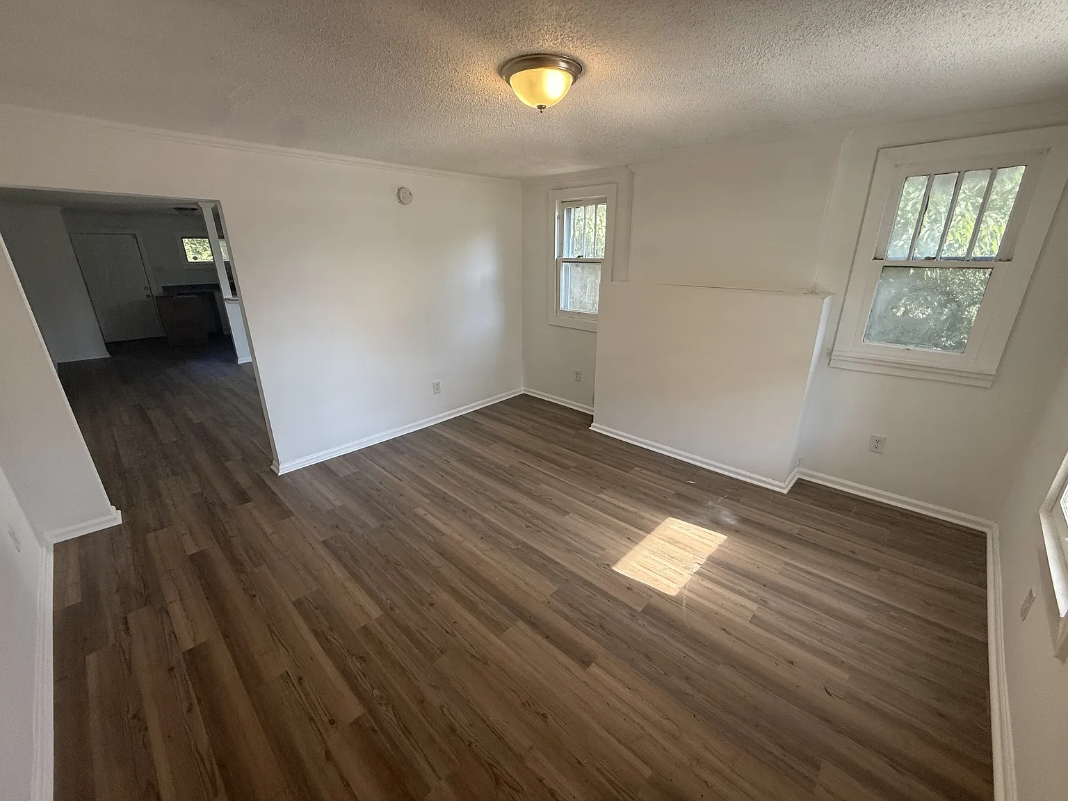 803 Moss Street - 1 — Photo 2