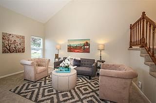 4th image of 775 Comet Dr