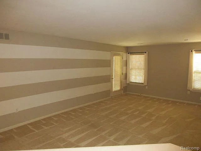 4192 Berkeley Ave — Photo 6