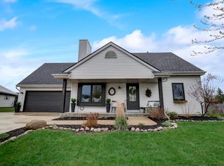 6801 Bobolink Rd, Racine, WI 53402
