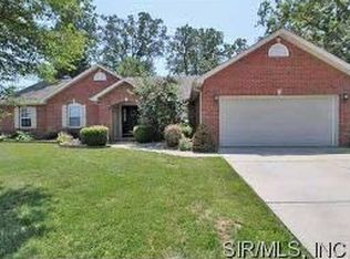 5694 Stone Villa Dr, Smithton, IL 62285