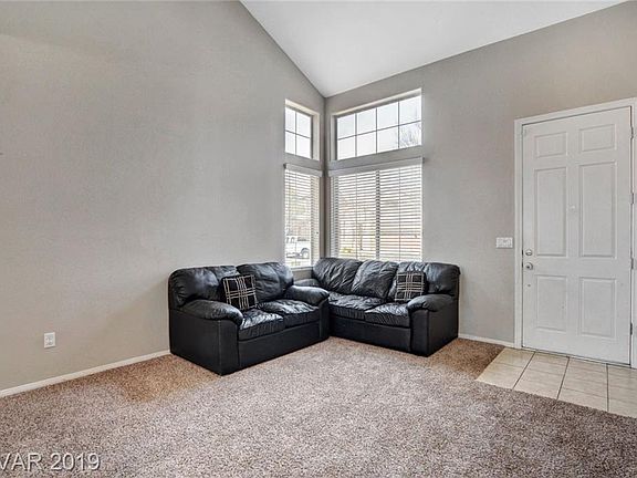 3rd image of 317 Gemstone Hill Ave