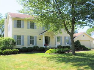 3350 Calvano Dr, Grand Island, NY 14072
