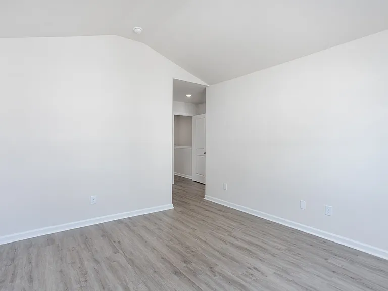 5500 Avery Dr — Photo 13