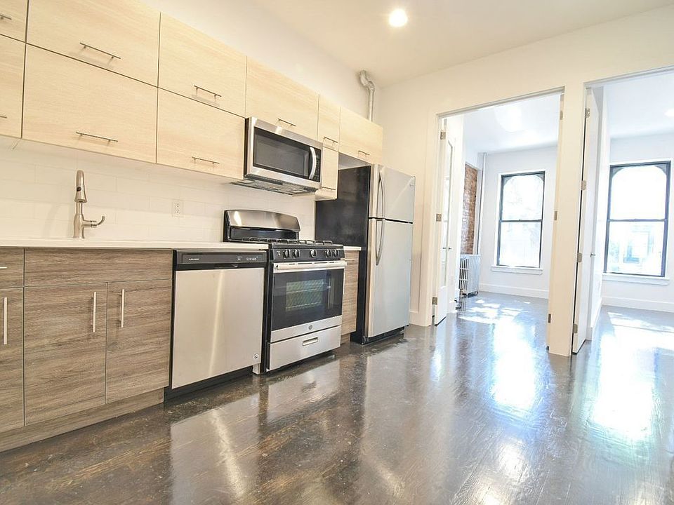 1st image of 64 Brooklyn Ave #1
