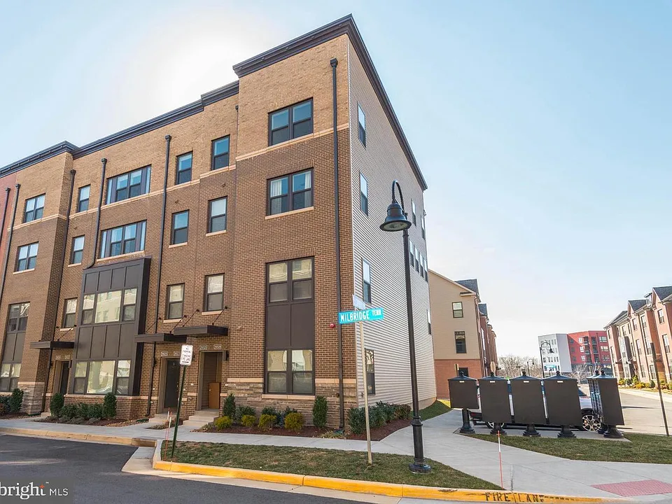 20523 Milbridge Ter