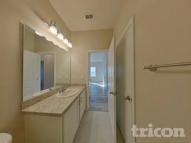 1073 Cades Cove Way — Photo 13