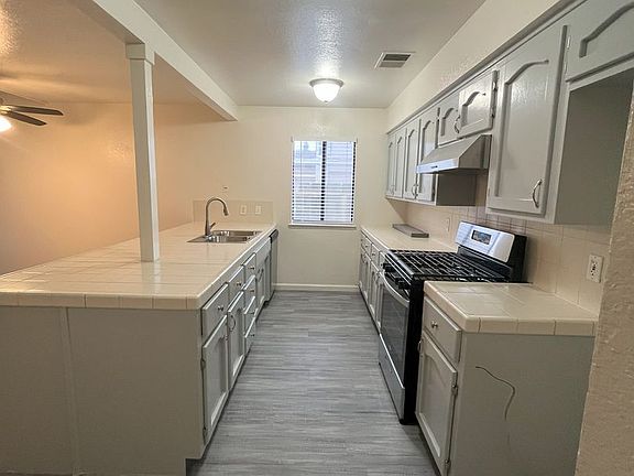 5th image of 2721-2725 W Mission Ct